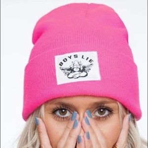 Boys lie beanie